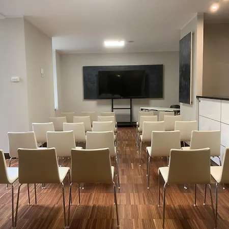 Leonardo Da Vinci Hotel
