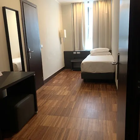 Leonardo Da Vinci Hotel