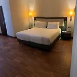 Leonardo Da Vinci Hotell Florens
